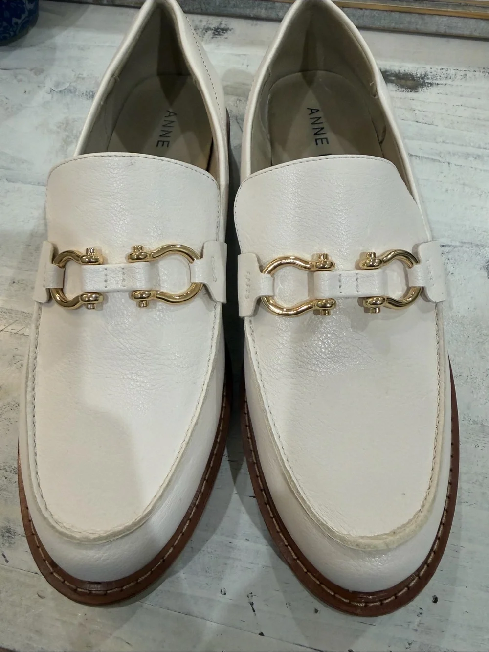 Anne Klein White Leather Loafers with Gold Hardware